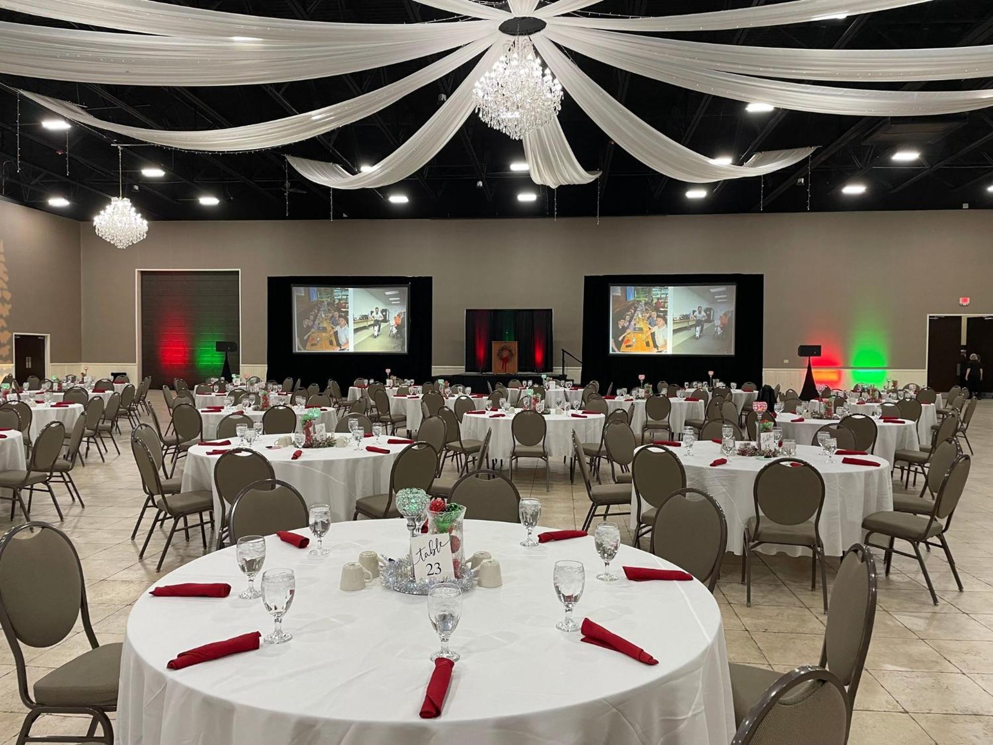 Holiday Inn Wilmington By Ihg Gurneyville Bagian luar foto